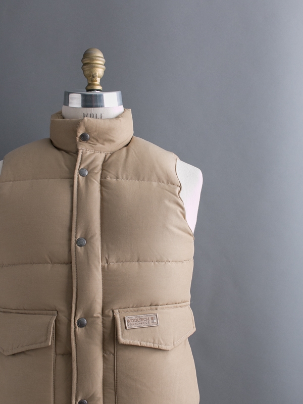 ALEUTIAN VEST Beige | Dresswell online store