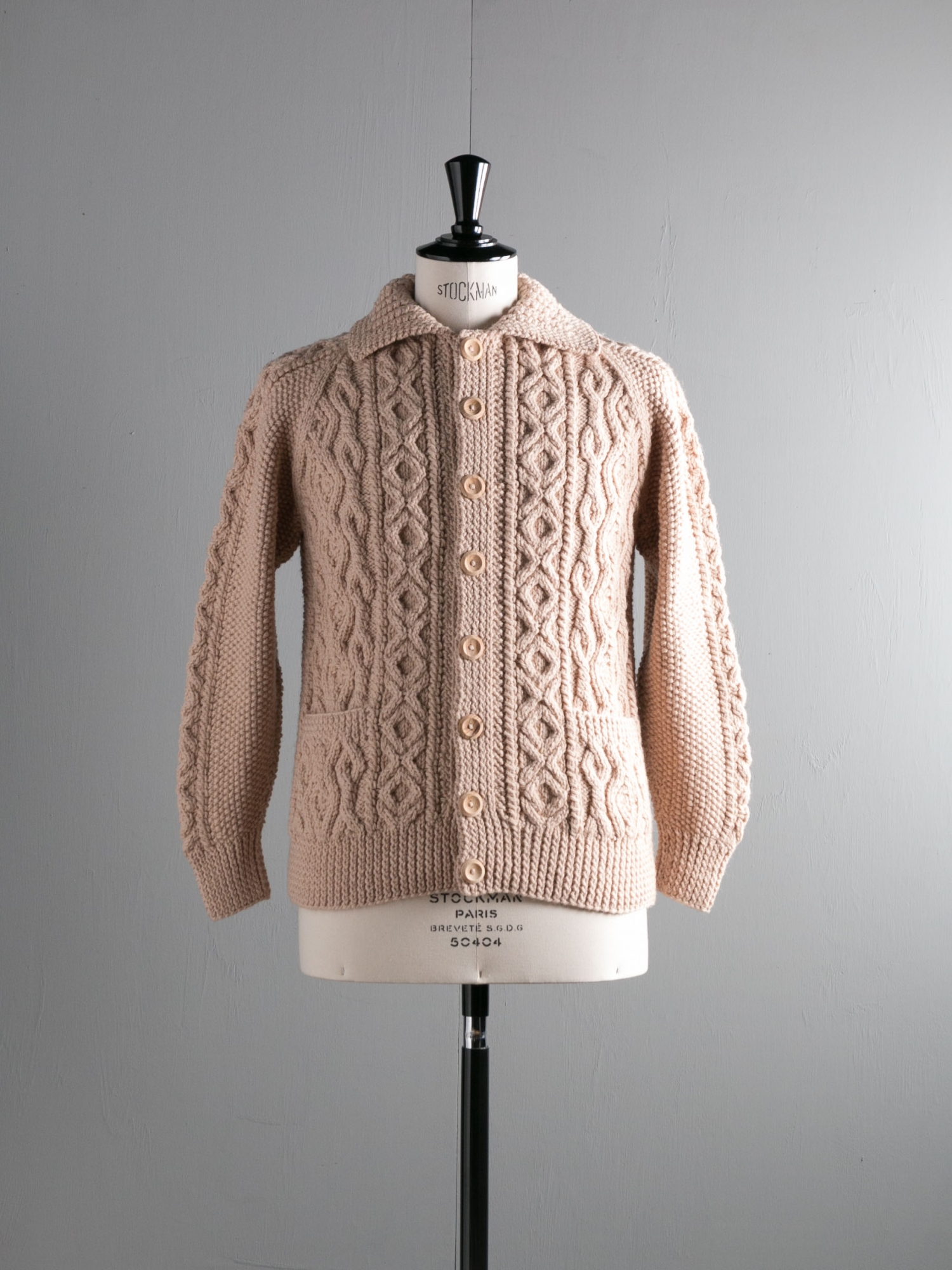 3A CARDIGAN MADE IN SCOTLAND Oatmeal | Dresswell online store