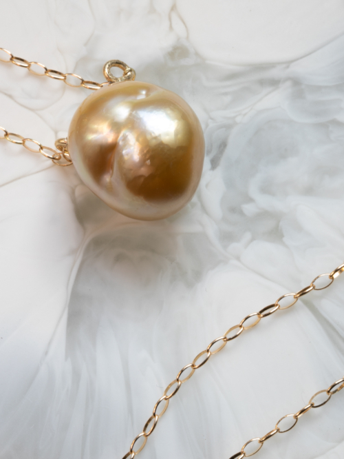 Mariko Tsuchiyama | STUD NECKLACE GOLD PEARL サウスシーゴールドパールネックレスの商品画像