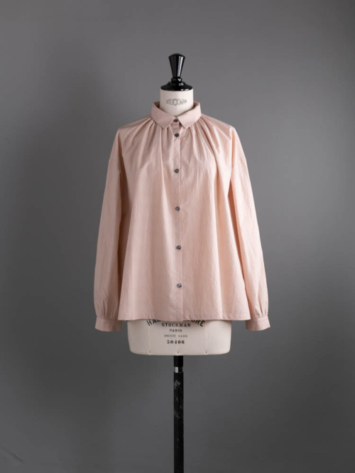 HONNETE | LONG SLV GATHER SHIRTS TYPEWRITER Pink Beige コットンギャザーシャツの商品画像