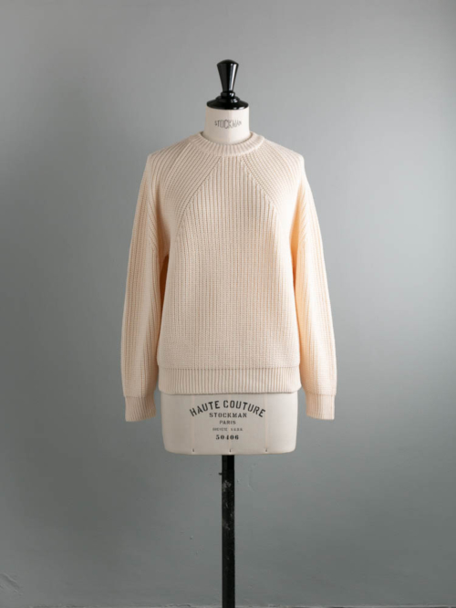 BN-24FL-026 SIGNATURE CREW NECK Ivory