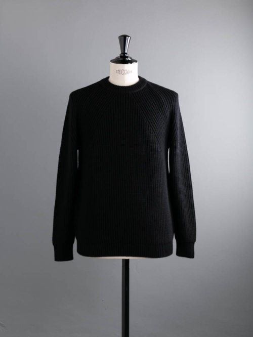 BN-24FM-037 SIGNATURE CREW NECK Black